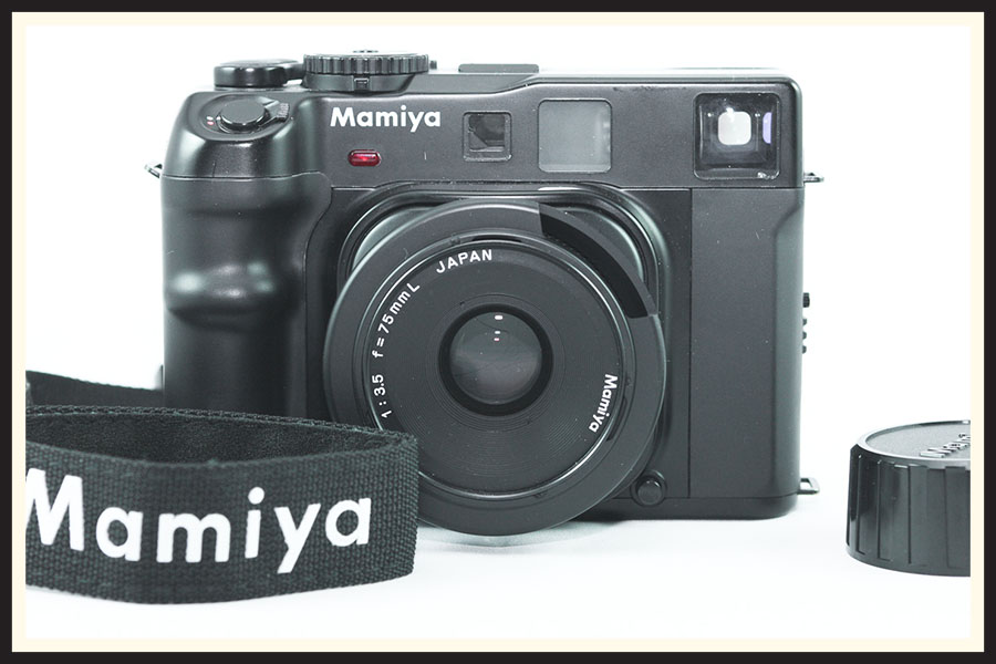 Mamiya 6 medium format rangefinder camera
